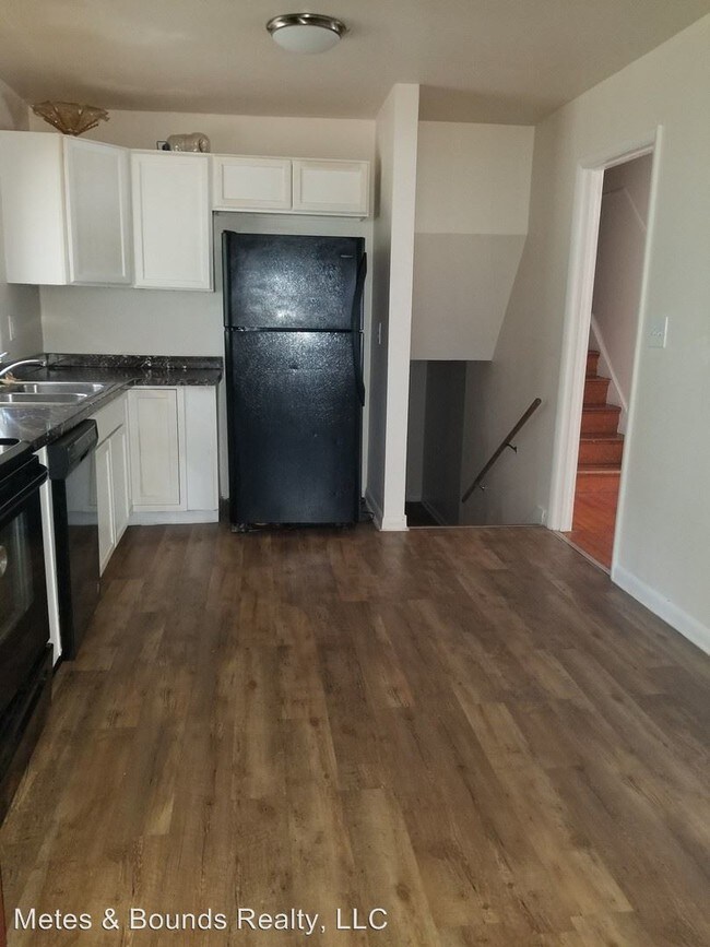 Building Photo - 4 br, 2 bath House - 1612 Pine Glen Circle