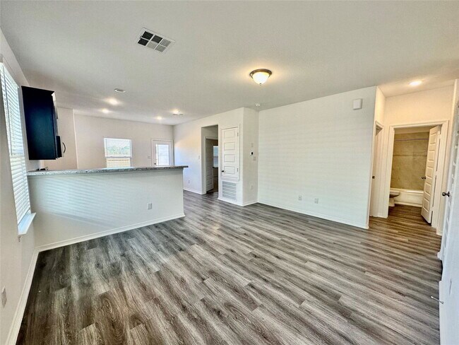 Building Photo - 20971 Endeavor St
