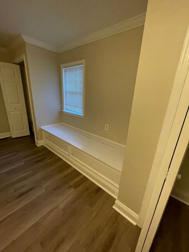 Building Photo - Large 3 Bedroom Home in Conway