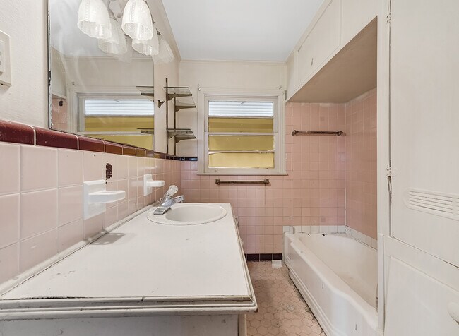 Foto del edificio - 1121 Wheeler St