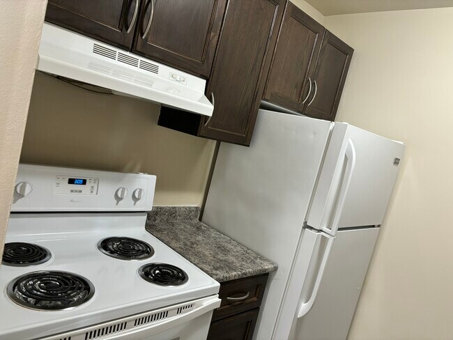 Photo du bâtiment - 225-225 Old Carriage Dr