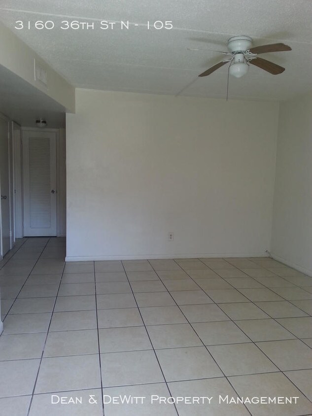 Foto del edificio - 3160 36th St N
