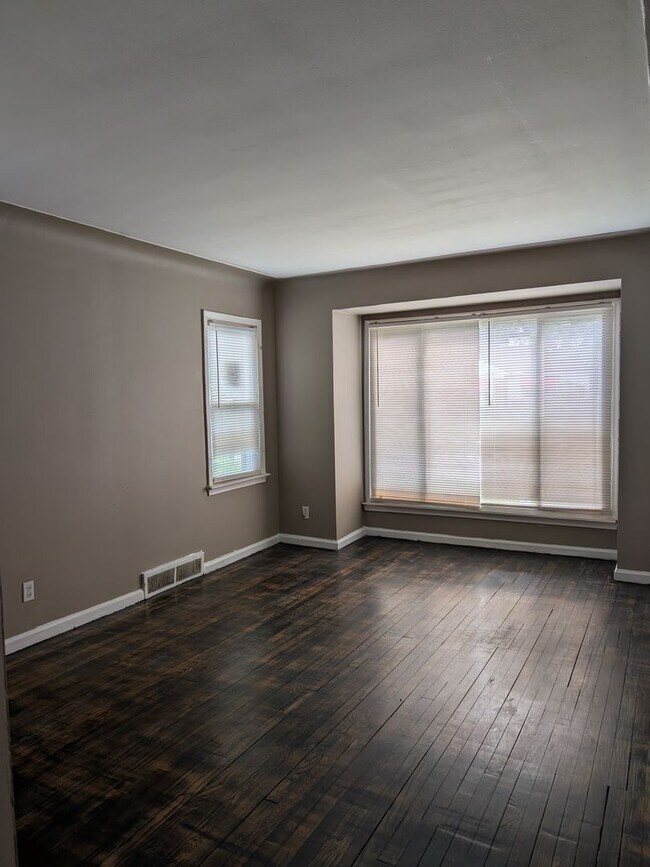 Foto del edificio - 18493 Fenmore- 2 BEDS & 1 BATH FOR RENT!
