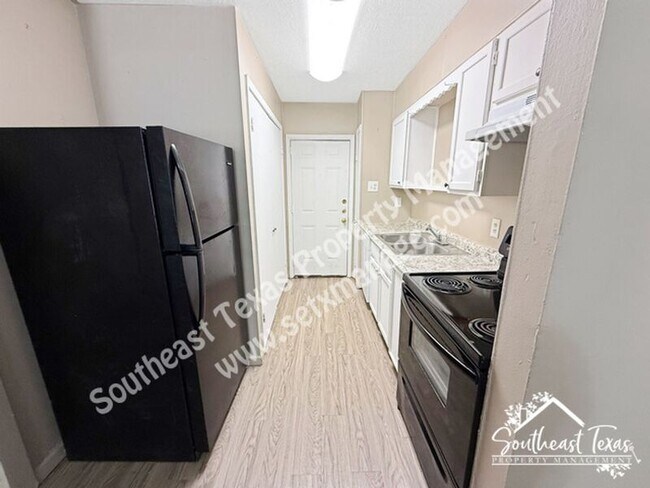 Foto del edificio - 782 Pinchback Rd