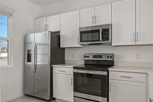 Foto del edificio - 6357 Fairmont Ln