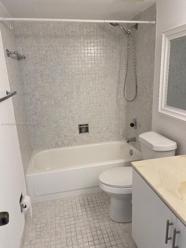 Foto del edificio - 10060 NW 9th St Cir