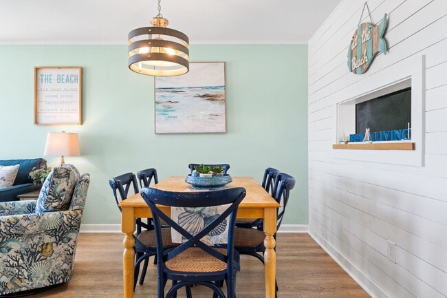 Foto del edificio - Fully Furnished Beach Front Rental