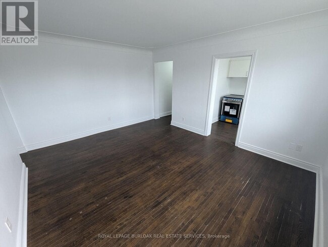 Building Photo - 849 Brant St