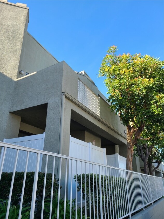 Primary Photo - 17661 Sergio Cir