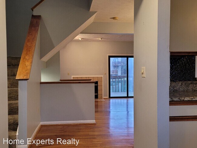 Foto del edificio - 2 br, 2.5 bath House - 9402 Hunters Creek Dr.