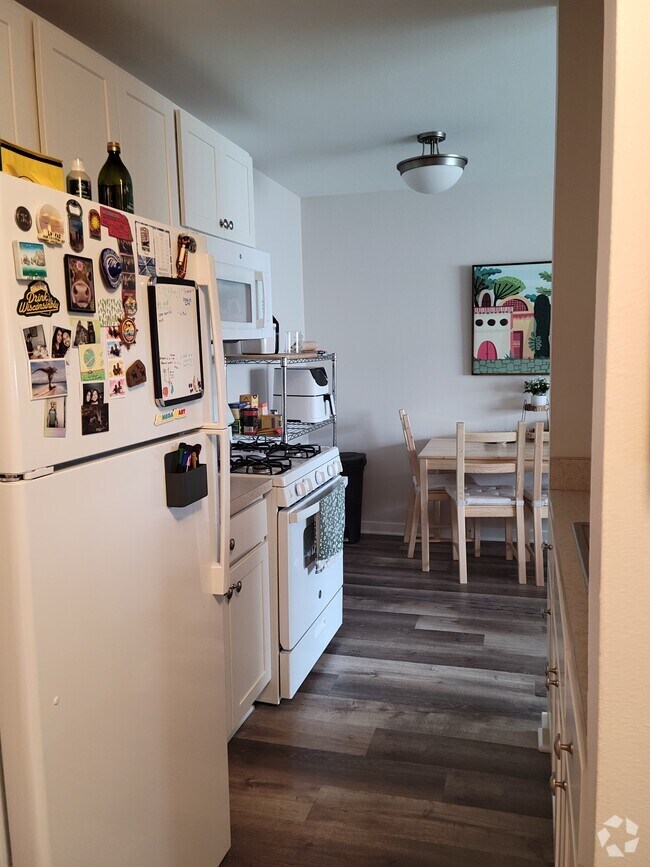 Blue Mound Manor Apartments for Rent with a Garage Wauwatosa, WI 10