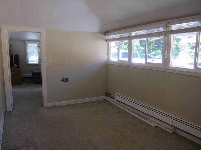 Building Photo - 290 N 300 E