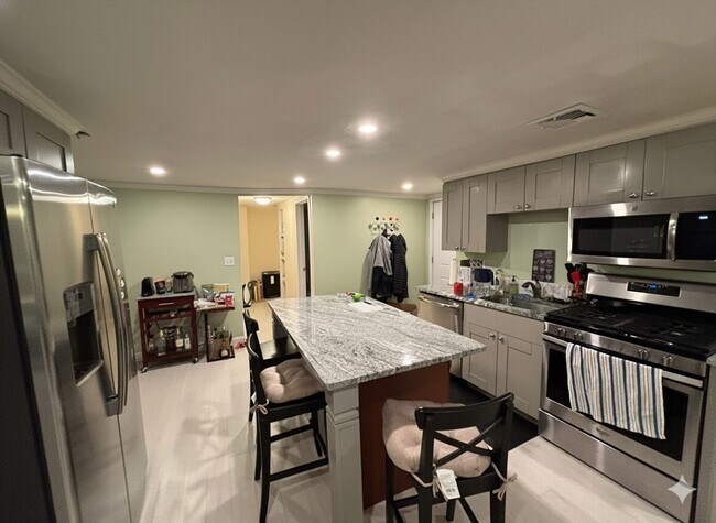 Foto del edificio - 10 Riverbank Rd