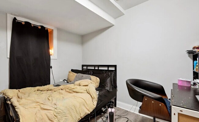 Foto del edificio - 1357 N Rockwell St