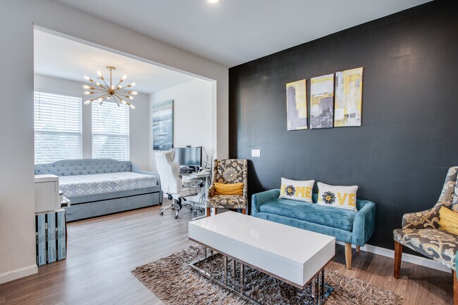 Building Photo - 491 Watercress Dr