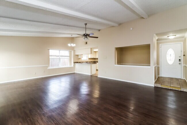 Foto del edificio - 3909 Anewby Way