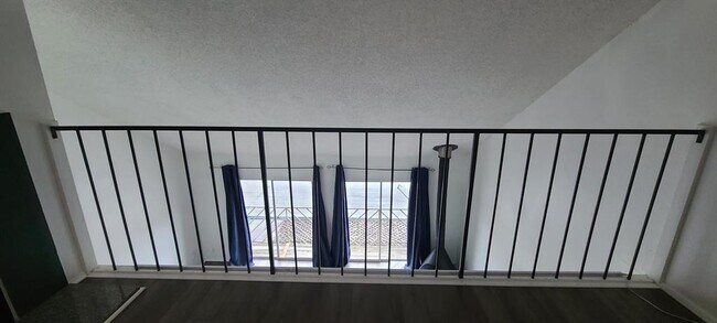 Foto del edificio - 5829 Sampley Way