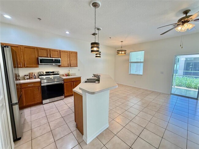 Foto del edificio - 4106 Crabtree Ave