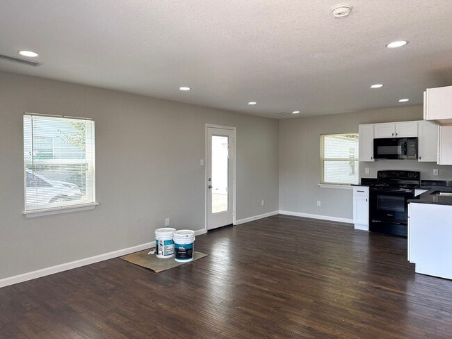 Photo - 2 Bed / 1 Bath / Detached Garage House