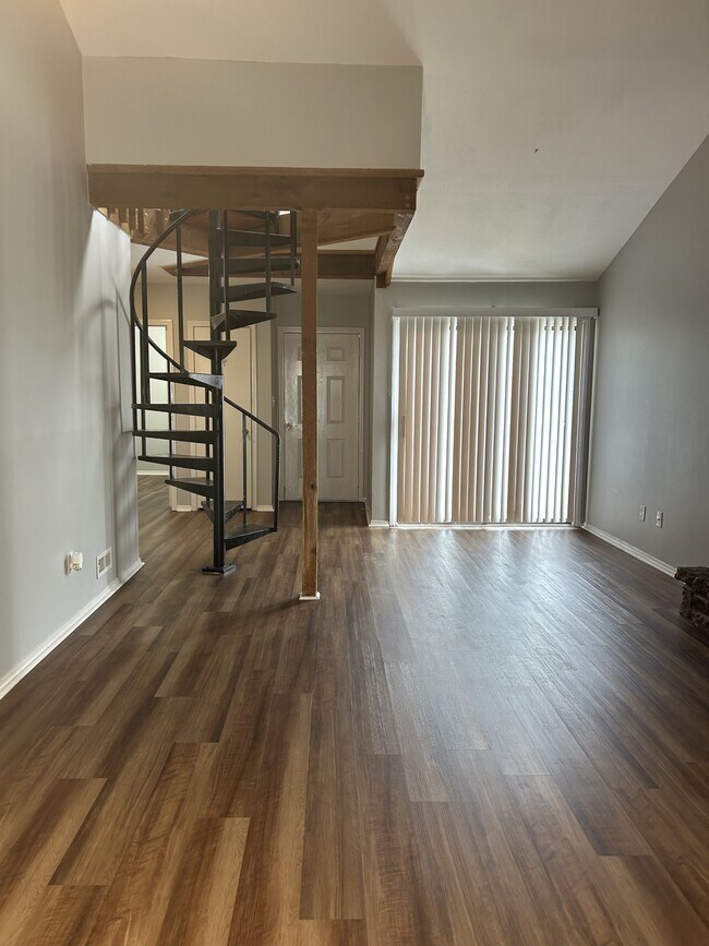 Foto del edificio - 13839 Turnberry Ln
