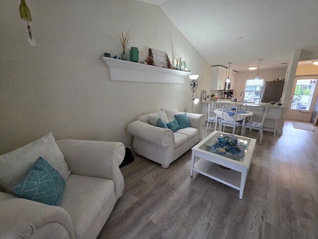Foto del edificio - Updated full furnished 2/2 villa in great Safety Harbor location.