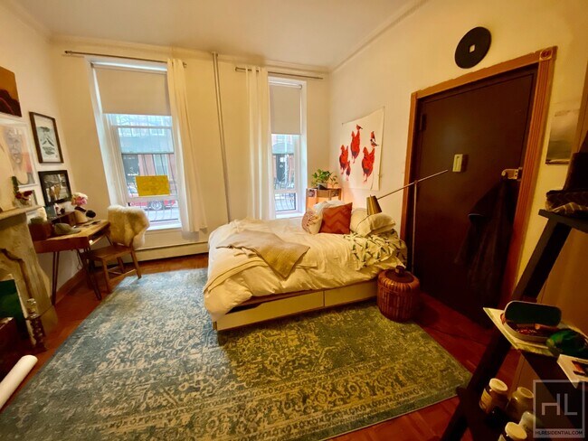 Foto del edificio - 118 ST MARKS PLACE