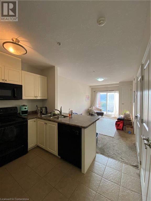 Photo du bâtiment - 3200 Hamilton Regional Rd 56