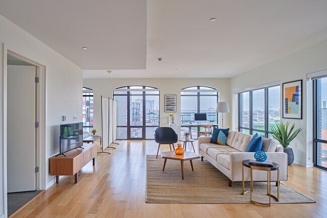Foto del edificio - 2100 Trumbull St