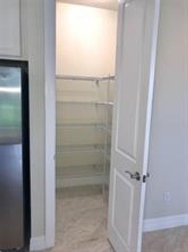 Building Photo - 1054 Banyan Dr