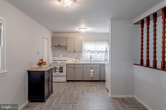 Foto del edificio - 9 Bloomfield Ln