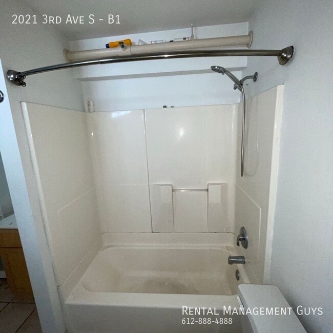 Building Photo - 2021 3rd Ave S