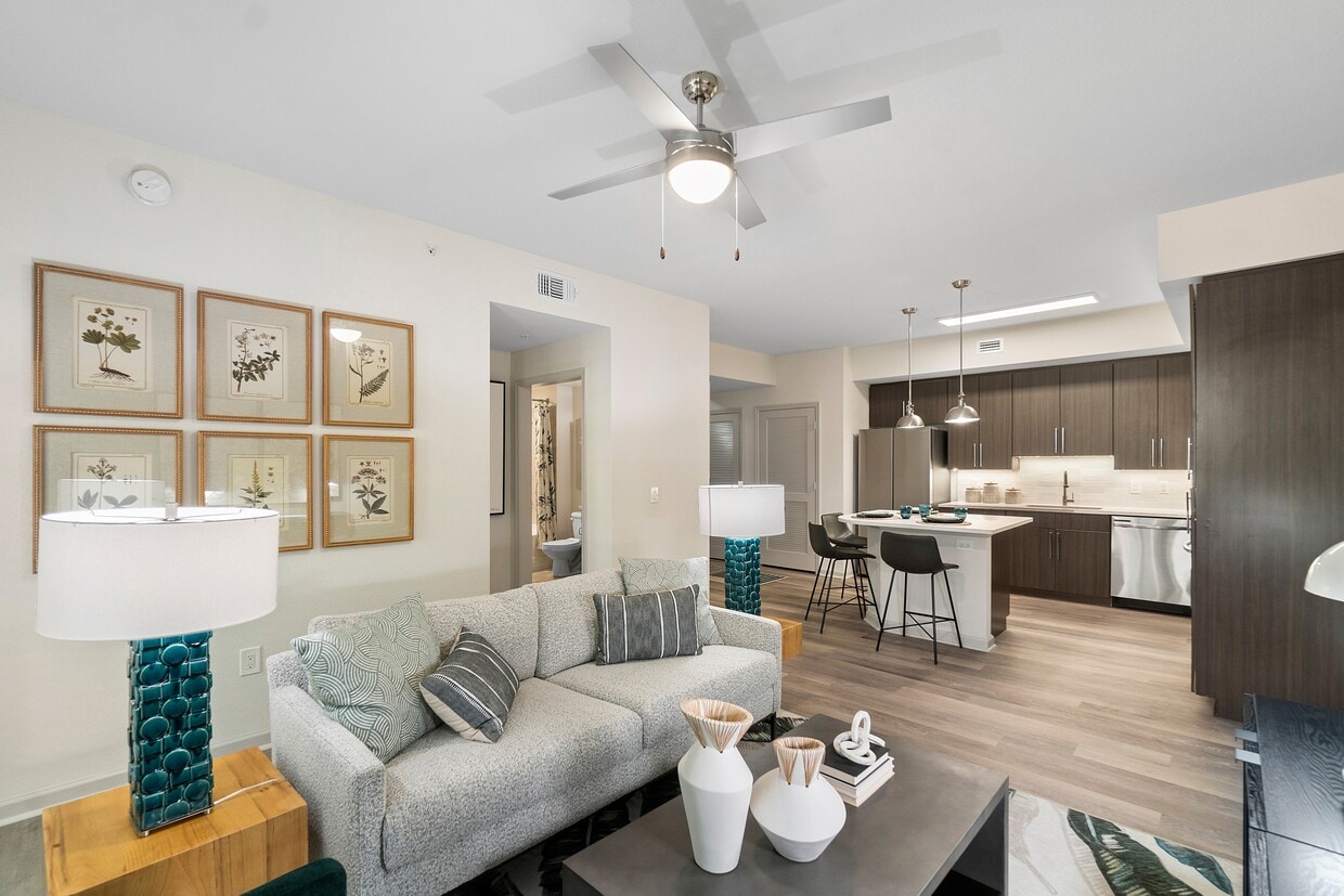 Cortland West Palm - 290 Courtney Lakes Cir West Palm Beach, FL 33401 ...