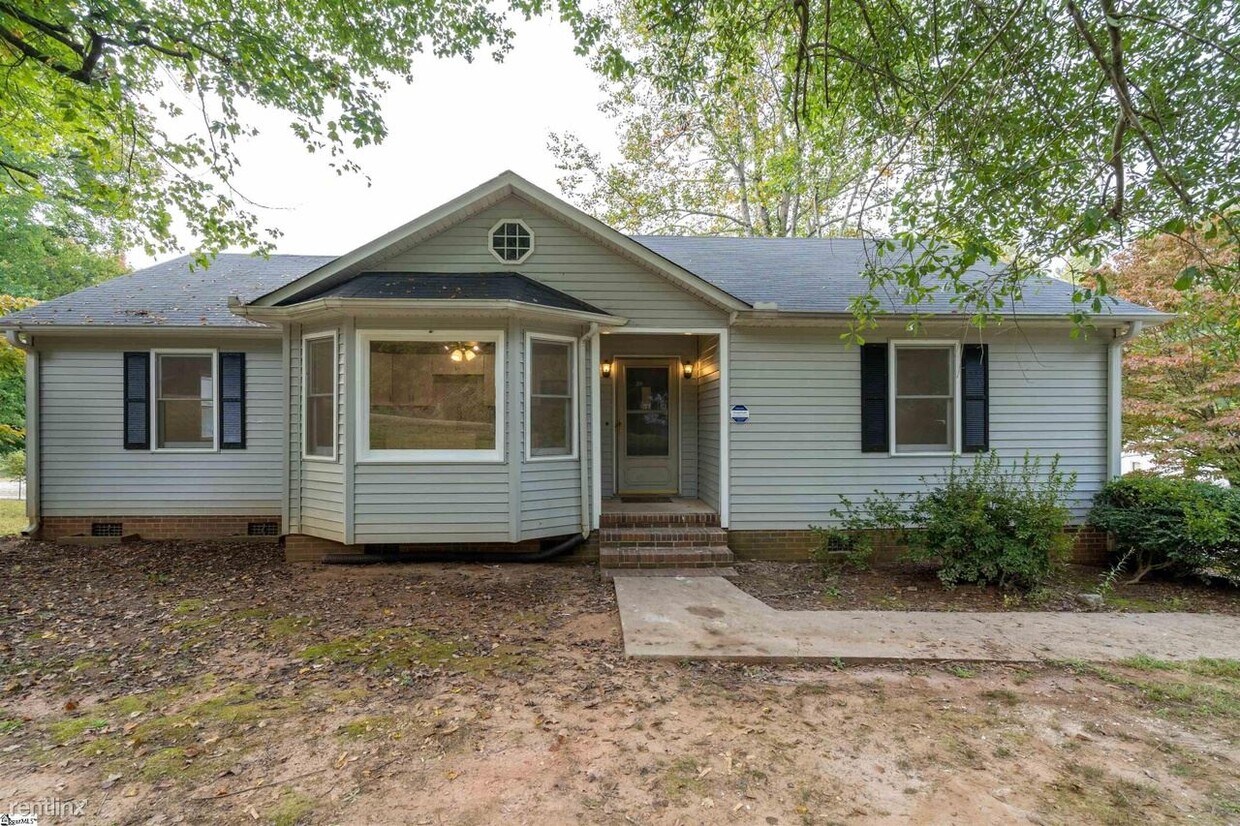 Primary Photo - 3 br, 2 bath House - 4729 State Park Rd