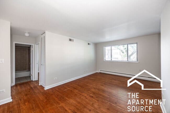 Foto del edificio - 6011 N Winthrop Ave
