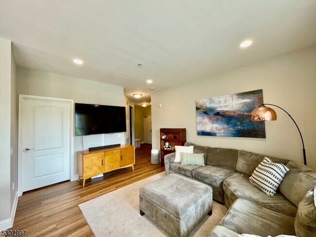 Foto del edificio - 5117 Sanctuary Boulevard