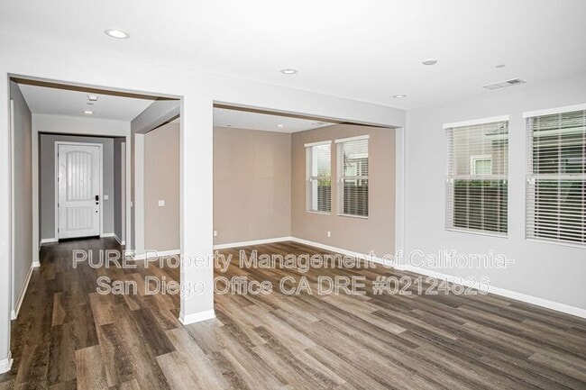 Building Photo - 983 Camino Levante