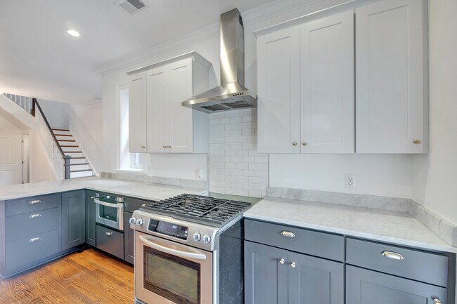 Foto del edificio - 126 Bryant St NW