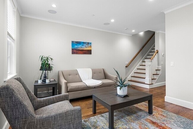 Foto del edificio - 119 Highland Ave