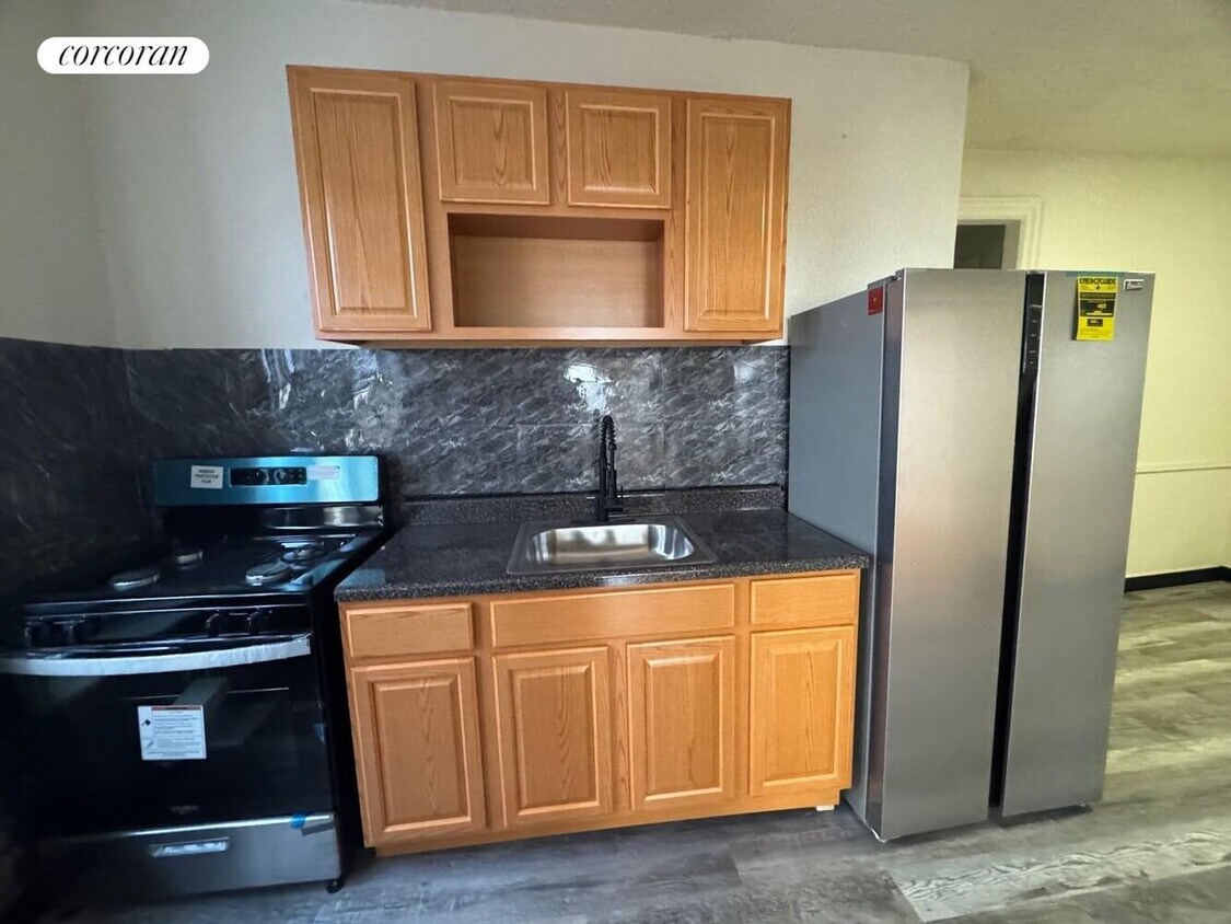 Foto principal - 835 Lenox Rd