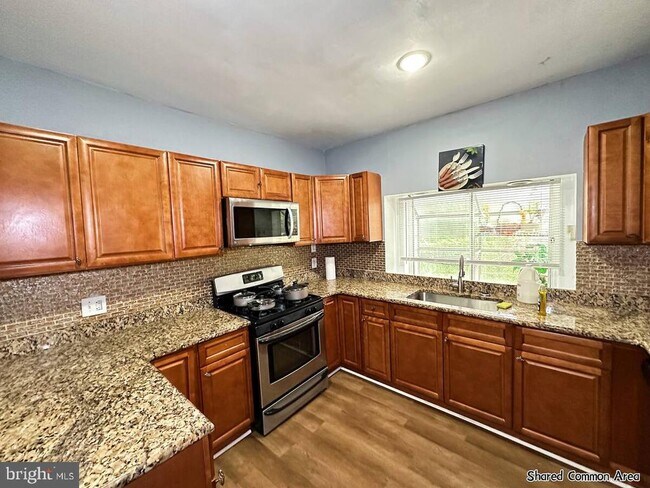 Foto del edificio - 5204 Overbrook Ave