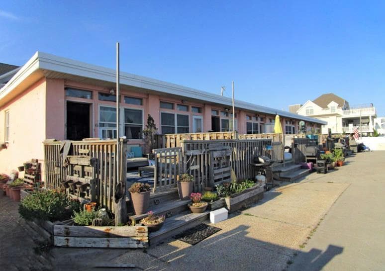 Primary Photo - 1101 Ocean Blvd