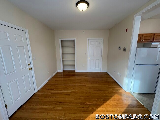 Foto del edificio - 4 Kingsley Terrace