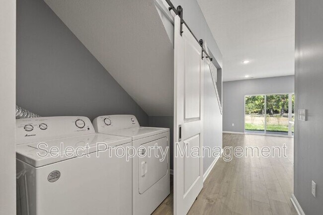 Foto del edificio - 7071 Homestead Rd