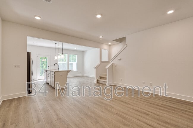Building Photo - 416 W Parima Ct