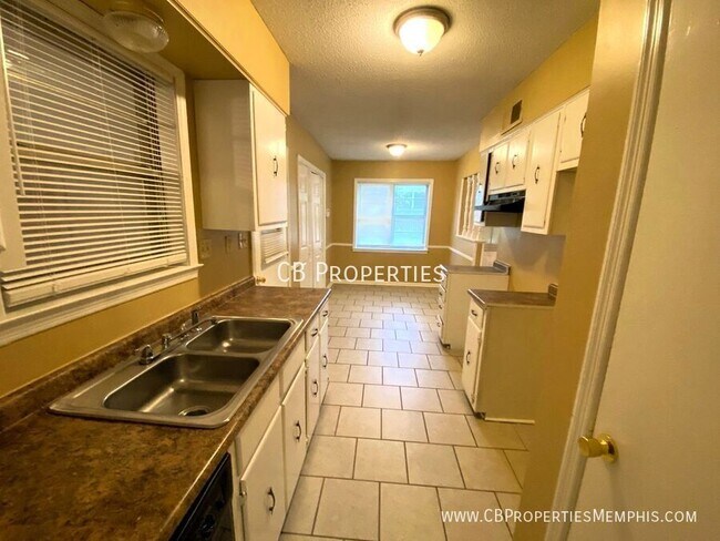 Foto del edificio - 3651 Prince Andrew Cove