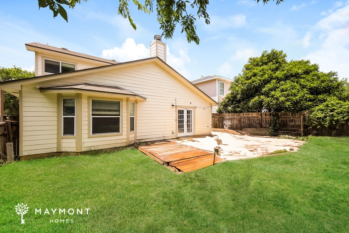 Building Photo - 6014 Bronco Way
