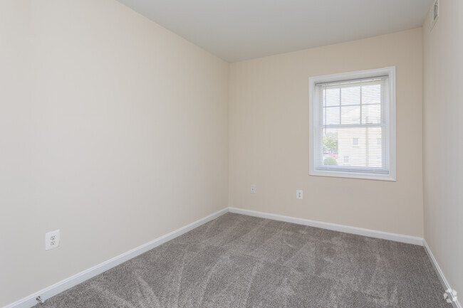 2HAB, 1BA - 650 ft² - Huntington Gardens Apartments