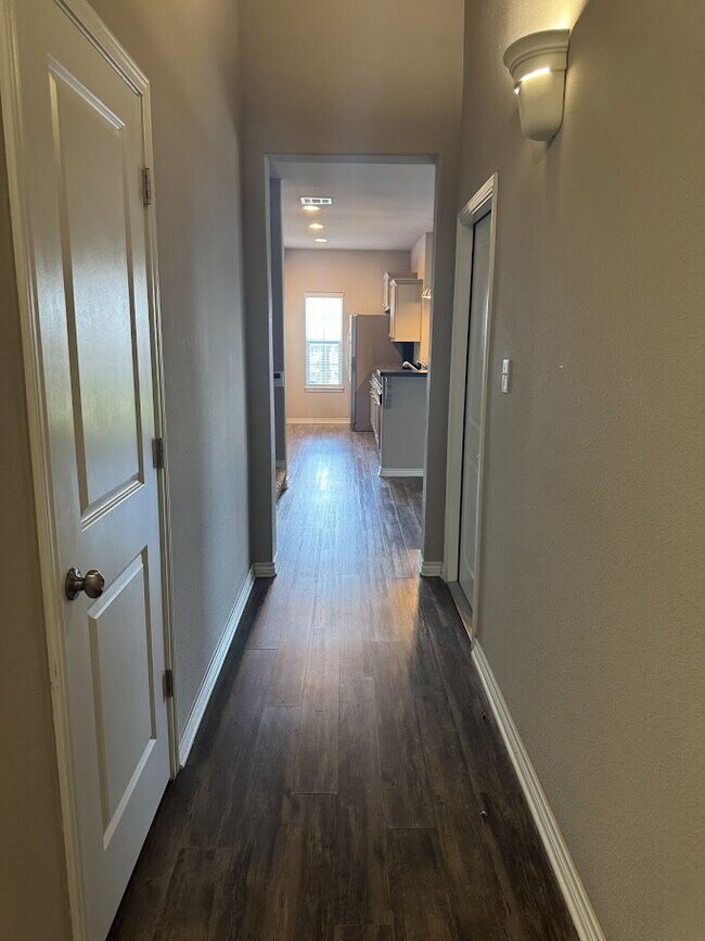 Foto del edificio - Welcome Home!!