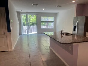 Building Photo - 67 Bella Oaks Dr