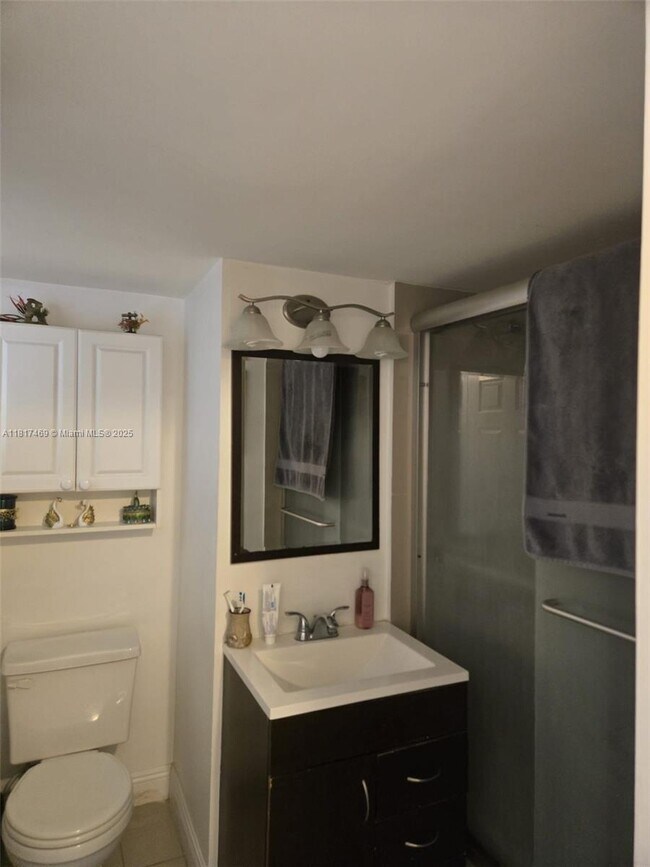 Foto del edificio - 1710 NE 191st St